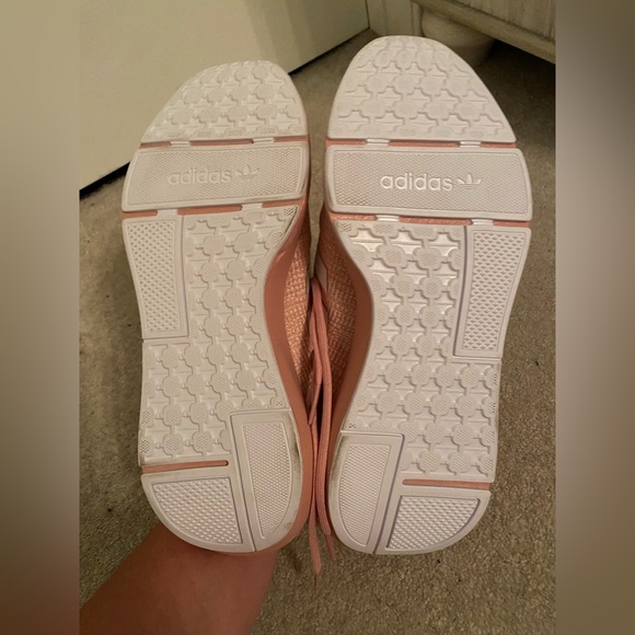 NWT Adidas Swift Run Pink Shoes - Picture 4 of 6